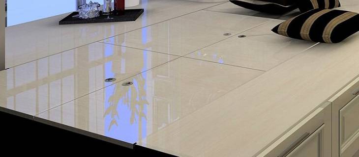 將衣柜、儲物柜與榻榻米設計在同一空間,擴大儲物空間.